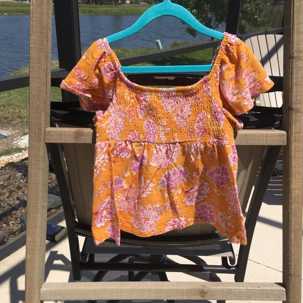 Old Navy Smocked Flutter Sleeve Top Orange with Pink Floral S (6-7)